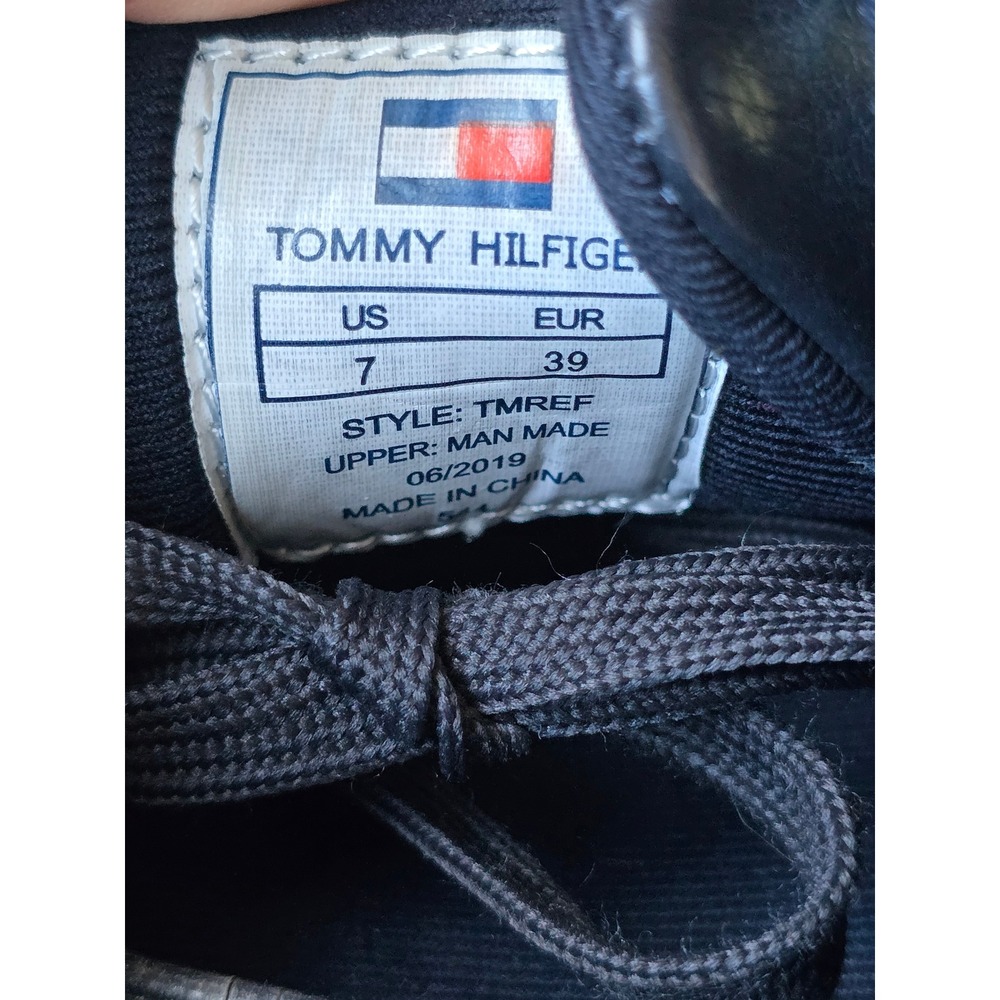 Tommy Hilfiger Men's Navy Leather Low Top Sneakers Casual Shoes Size US 7 EUR 39 - Picture 11 of 12